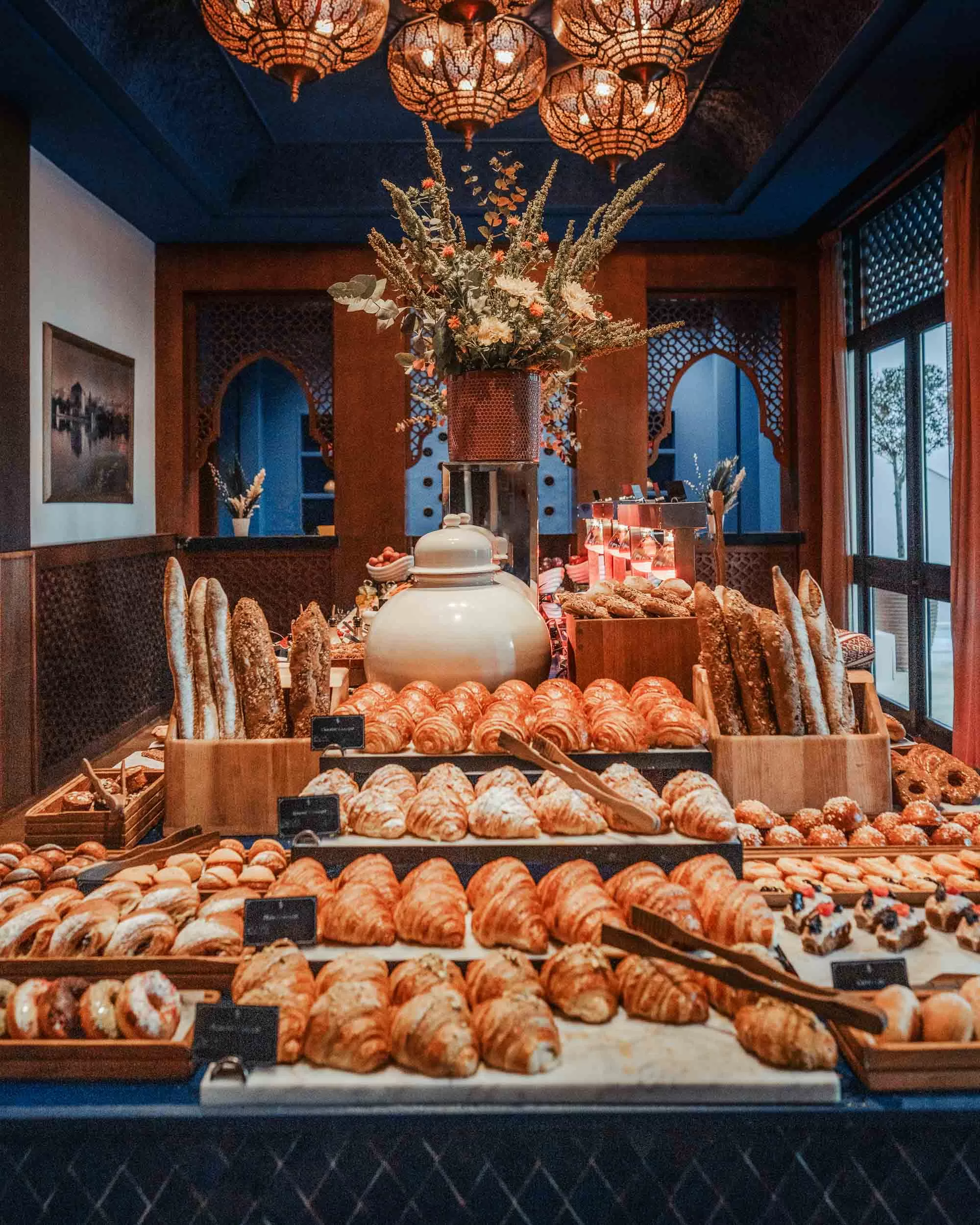 FourSeasons14 Breakfast buffet at hotel