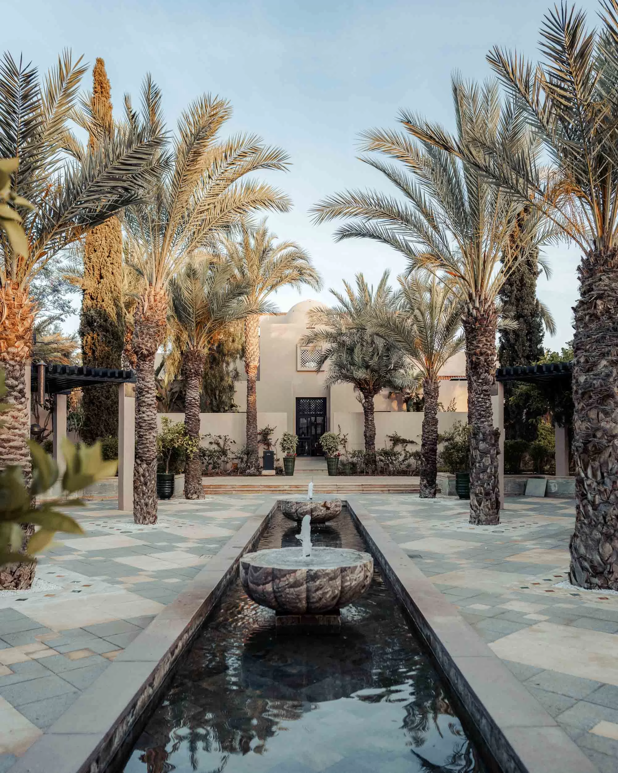FourSeasons22 Entrance to hotel spa